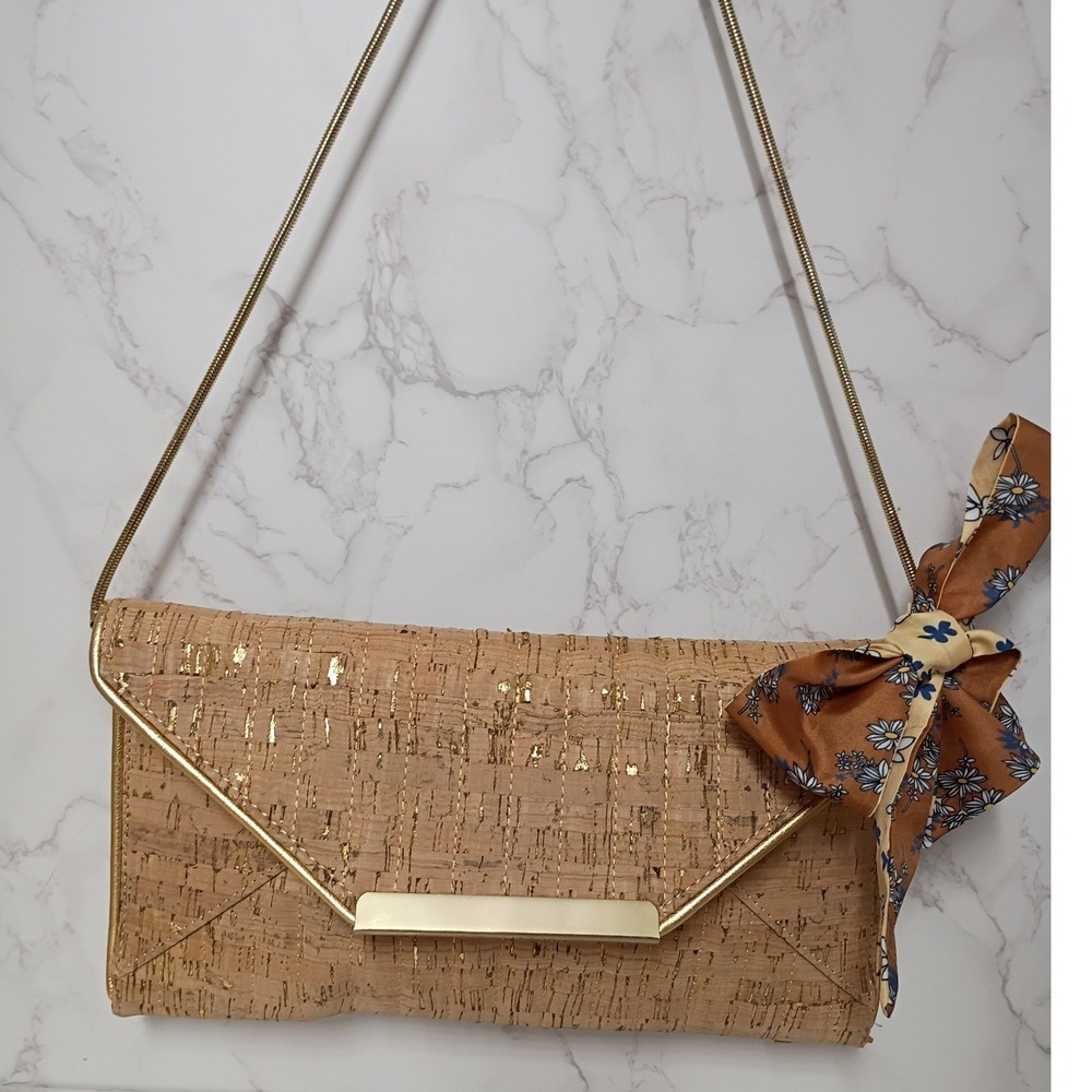 SR2 Unique Pattern Laser Cut Cork Envelope Clutch/Crossbody Bag - NWOT